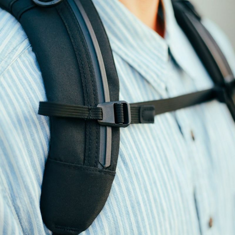 305d WATER PROOF CORDURA 305D ROUND ZIP BACKPACK/KHAKIウォータープルーフコーデュラ 305D ラ ...